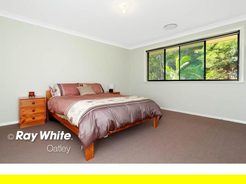 15 Robyn Street, Peakhurst Heights NSW 2210