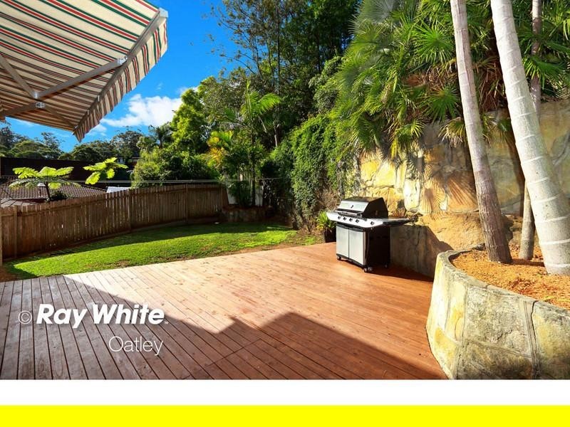 15 Robyn Street, Peakhurst Heights NSW 2210