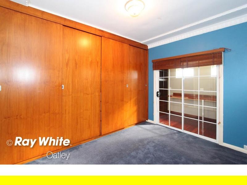 25 Bailey Parade, Peakhurst NSW 2210