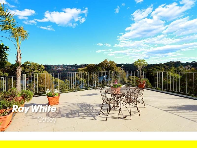 19 Woodlands Avenue, Lugarno NSW 2210