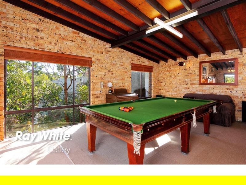 19 Woodlands Avenue, Lugarno NSW 2210