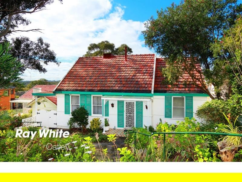 No. 15 Lime Kiln Road, Lugarno NSW 2210