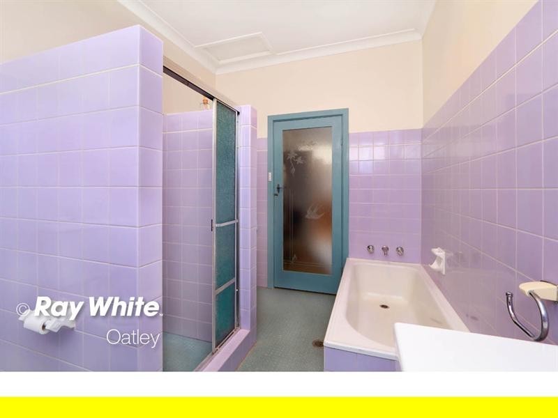 166 Lugarno Parade, Lugarno NSW 2210