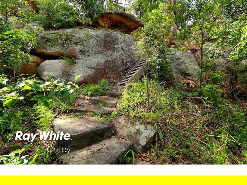 166 Lugarno Parade, Lugarno NSW 2210