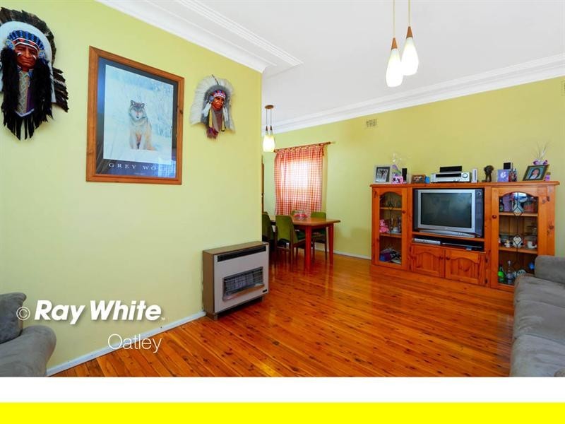 6 Tonitto Avenue, Peakhurst NSW 2210