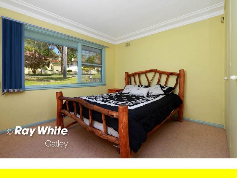 18 Ballantyne Road, Mortdale NSW 2223
