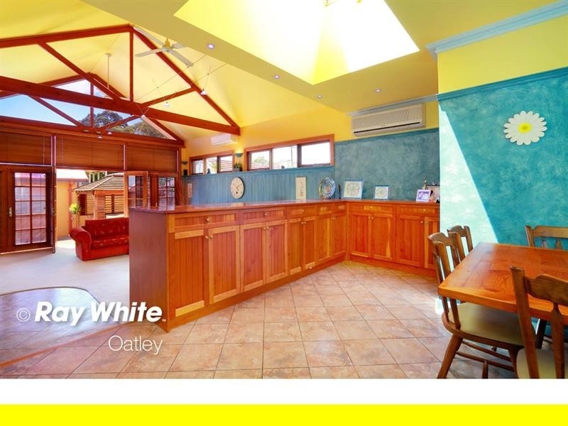 111 Hillcrest Avenue, Hurstville Grove NSW 2220