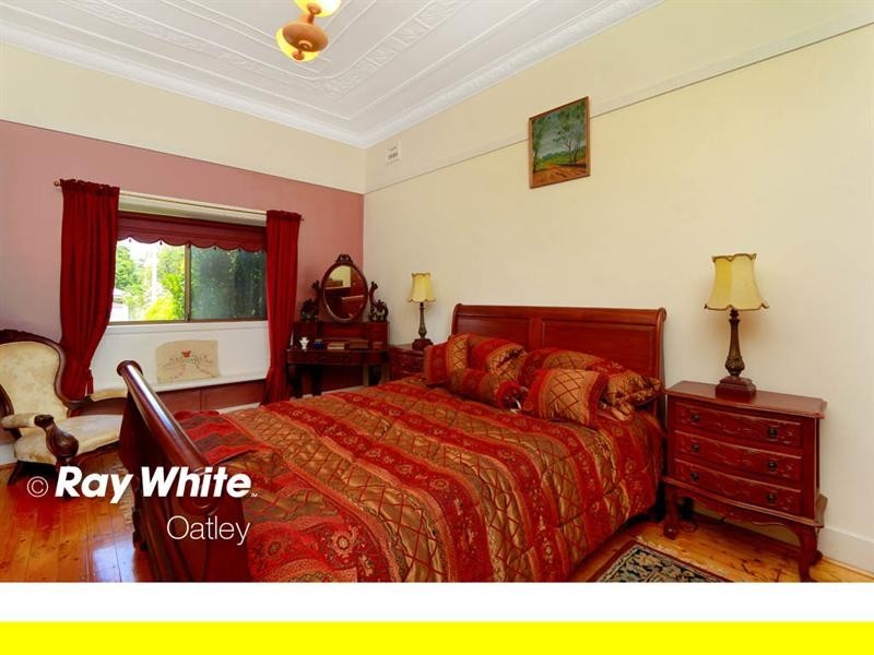 39 Hampton Street, Hurstville Grove NSW 2220