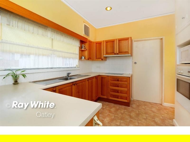 13 Macken Street, Oatley NSW 2223