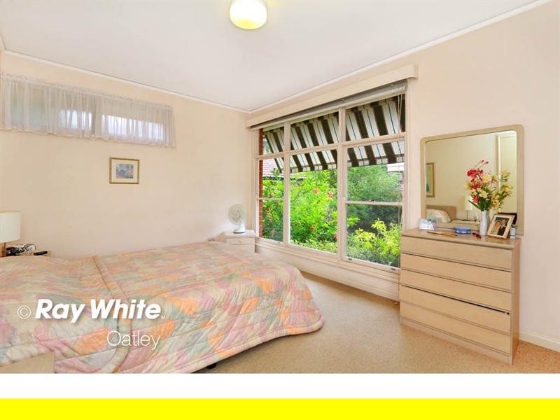 13 Macken Street, Oatley NSW 2223