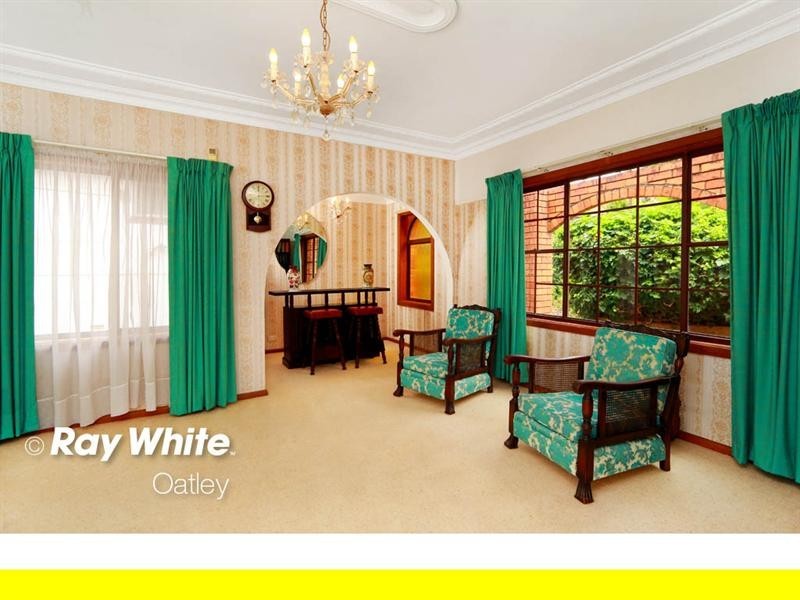 33 Baltimore Road, Mortdale NSW 2223