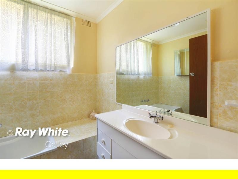 145 Rosa Street, Oatley NSW 2223