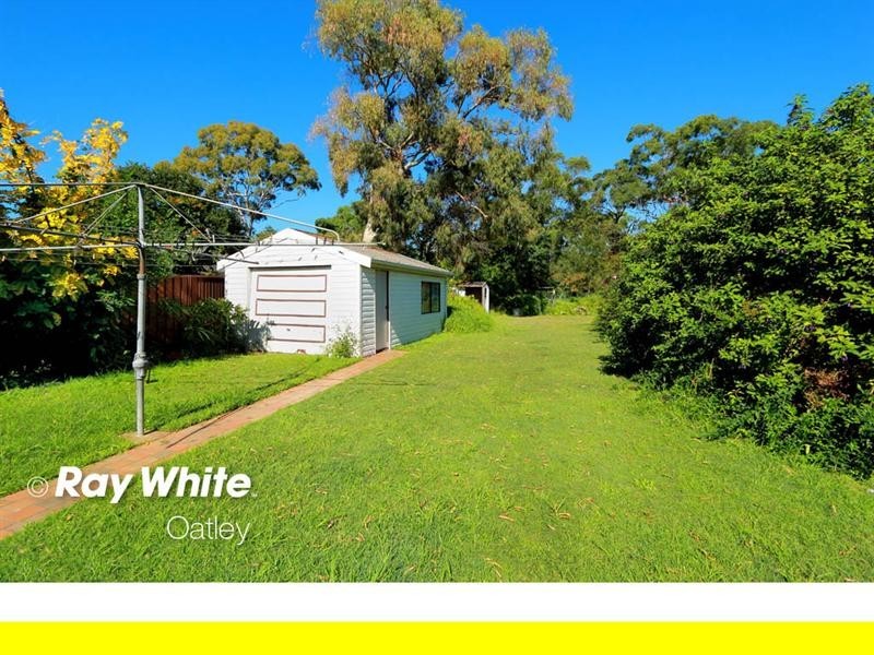 6 Aveling Street, Blakehurst NSW 2221