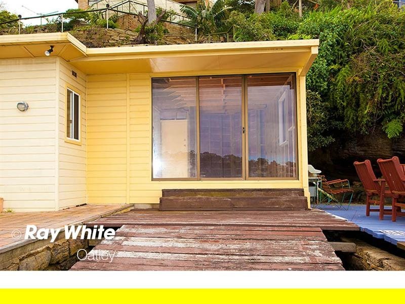 8 Algernon Street, Oatley NSW 2223