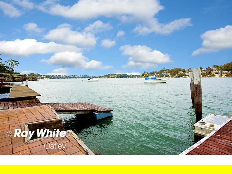 8 Algernon Street, Oatley NSW 2223