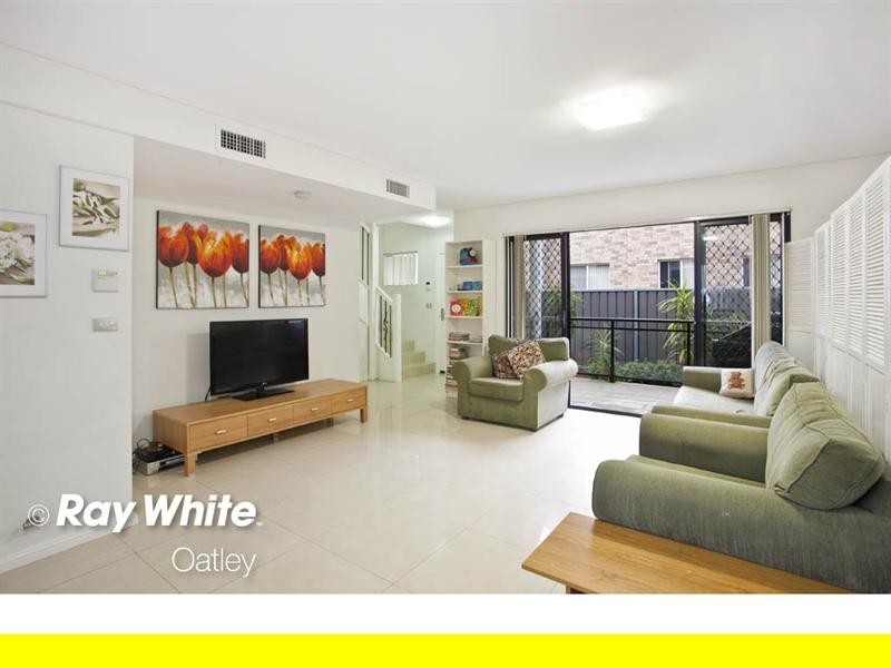 2/6 Oatley Parade, Oatley NSW 2223