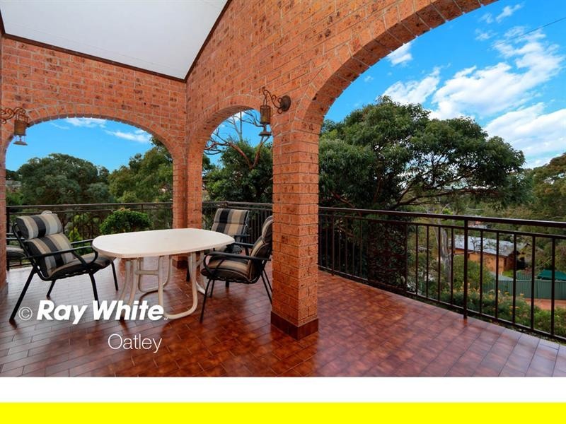 2 Opal Place, Padstow Heights NSW 2211