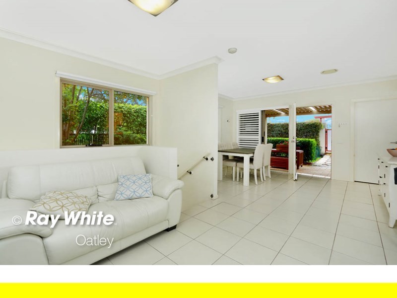 21 Wonoona Parade East, Oatley NSW 2223