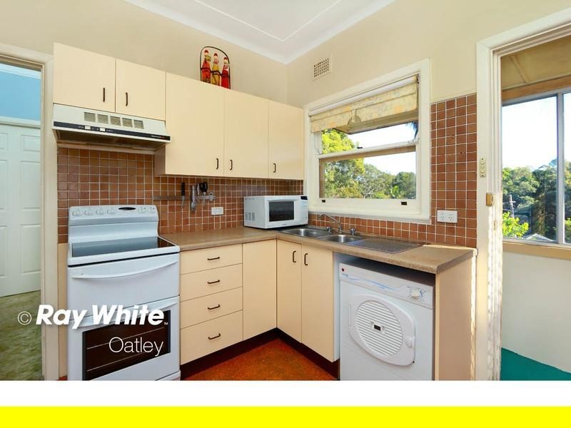 6 Glen Road, Oatley NSW 2223