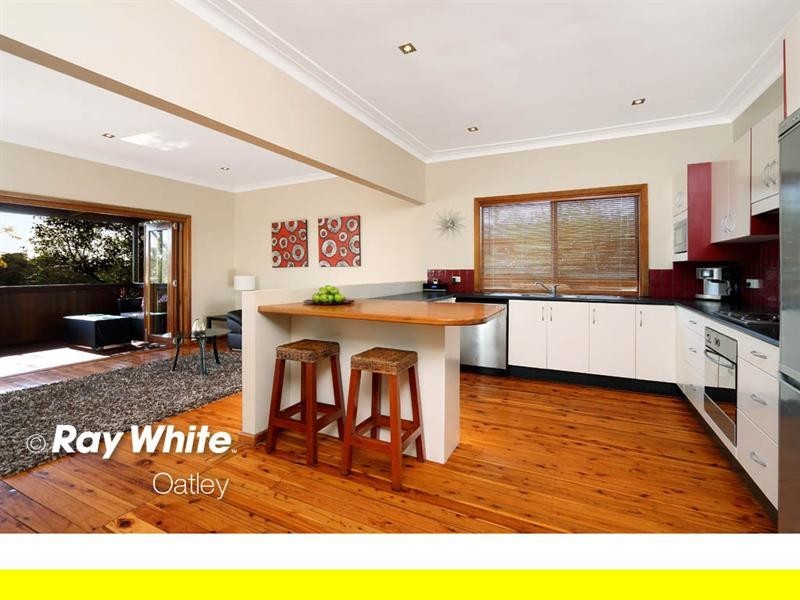 166 Lorraine Street, Peakhurst Heights NSW 2210