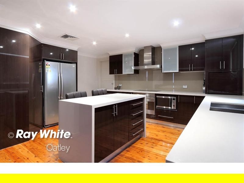 15 Cypress Drive, Lugarno NSW 2210