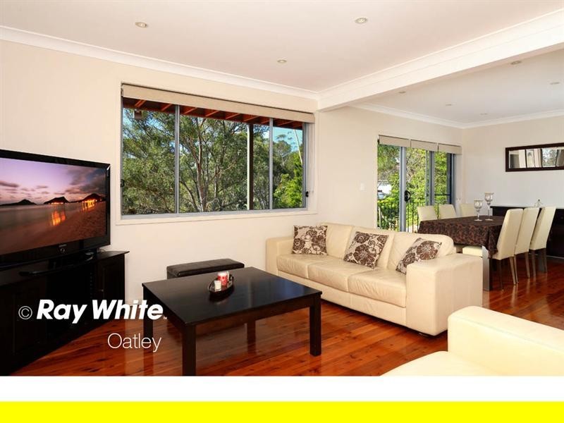 15 Cypress Drive, Lugarno NSW 2210