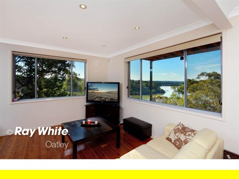 15 Cypress Drive, Lugarno NSW 2210