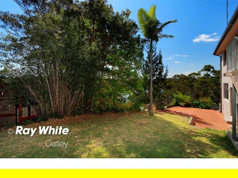 15 Cypress Drive, Lugarno NSW 2210