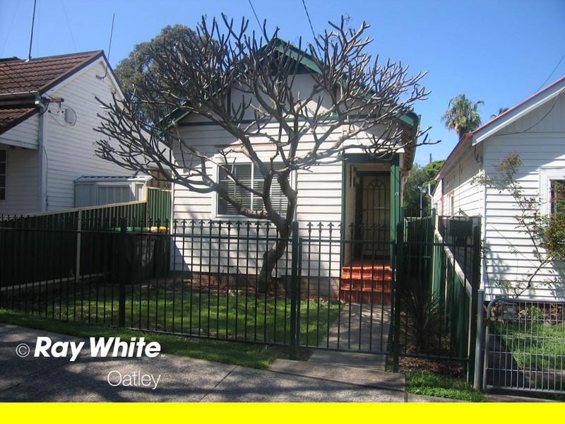 17 George Street, Mortdale NSW 2223