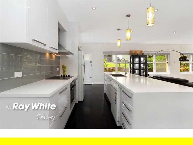 23 Ballantyne Road, Mortdale NSW 2223