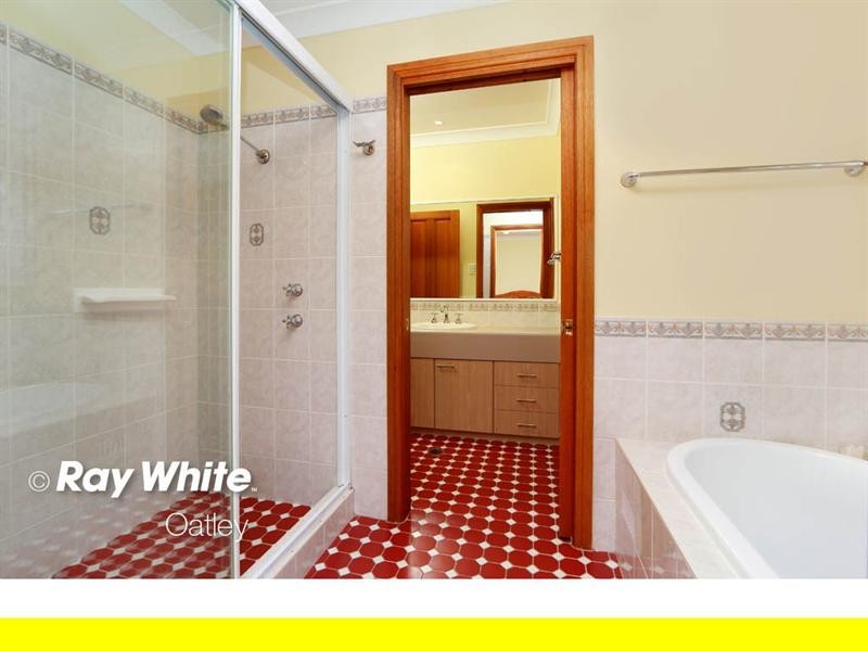 3 Glen Road, Oatley NSW 2223