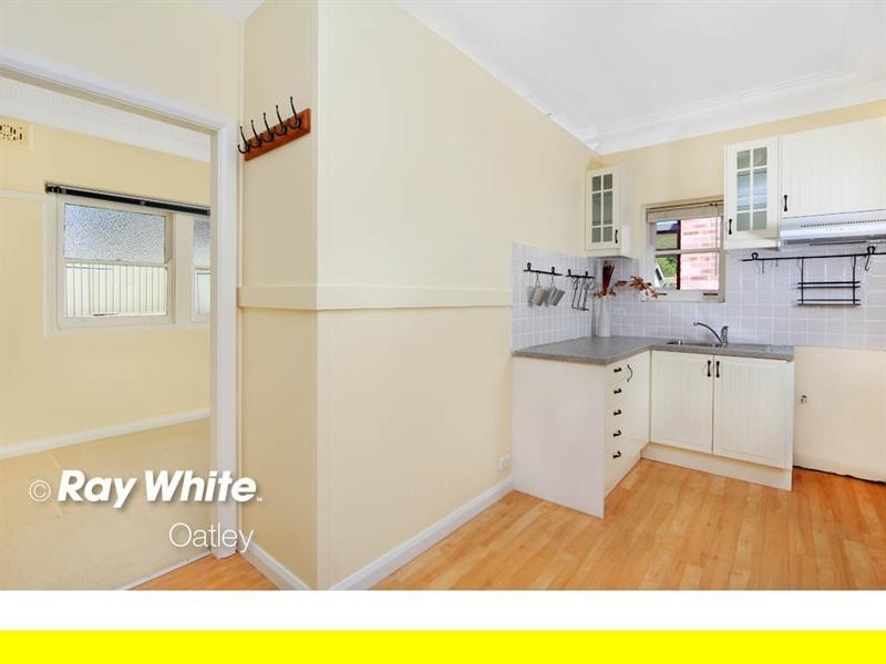 20 McRaes Avenue, Penshurst NSW 2222