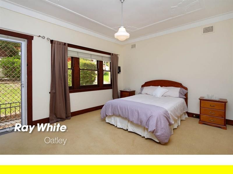 21 Pacific Avenue, Penshurst NSW 2222