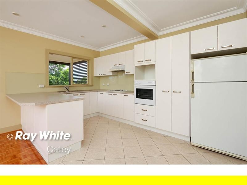 21 Pacific Avenue, Penshurst NSW 2222