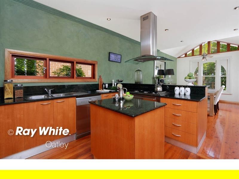 68 Gungah Bay Road, Oatley NSW 2223