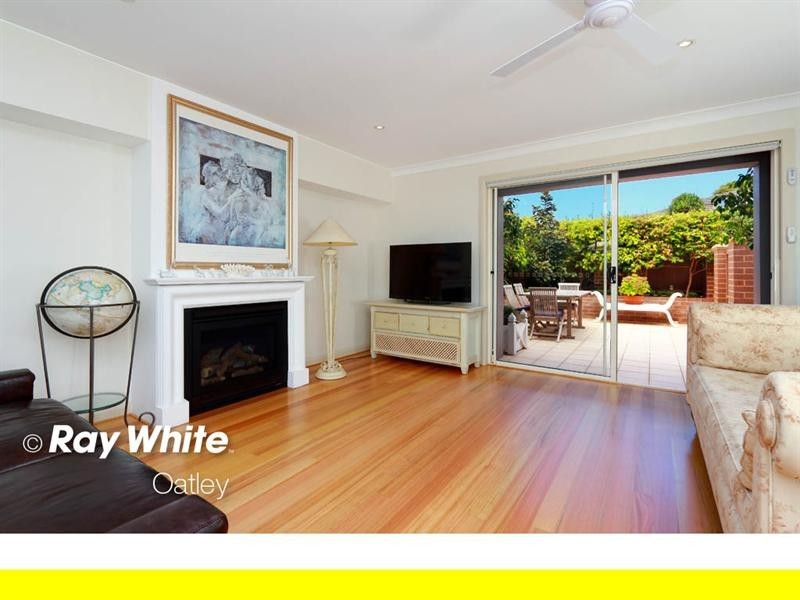 2/14 Yarran Road, Oatley NSW 2223
