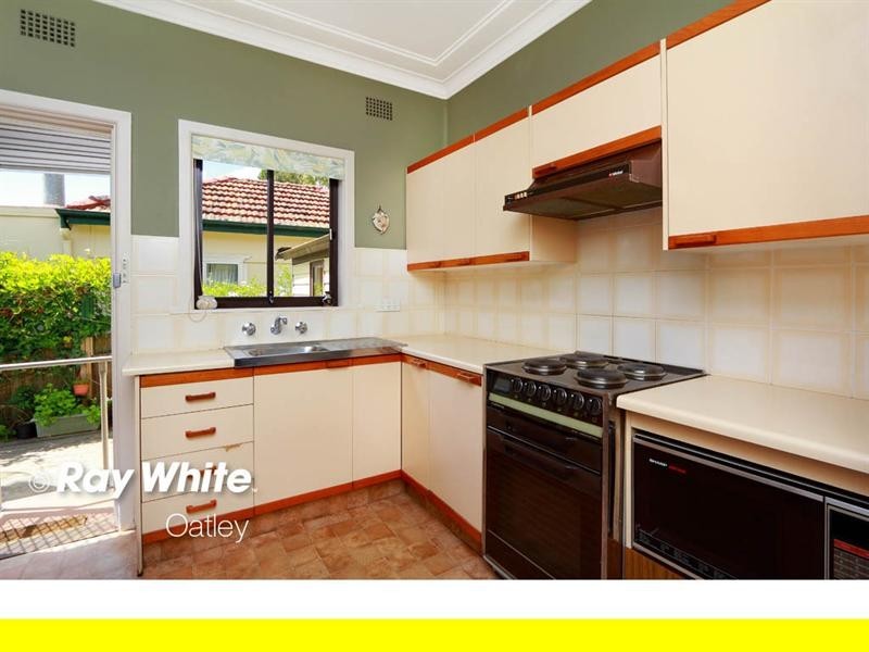 30 Park Avenue, Oatley NSW 2223