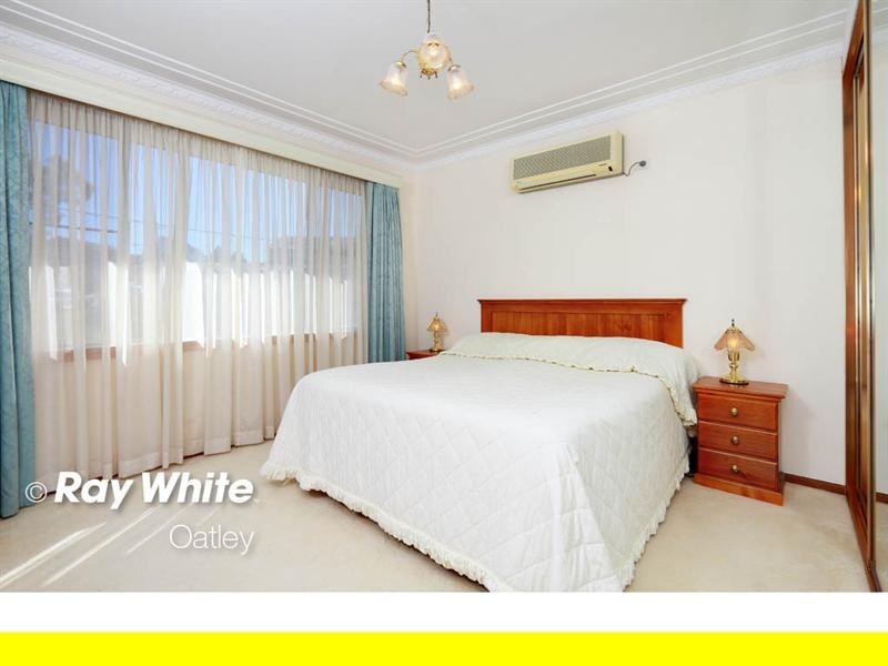 17 Rainbow Parade, Peakhurst Heights NSW 2210