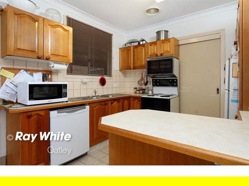 2/37 Greenacre Road, South Hurstville NSW 2221
