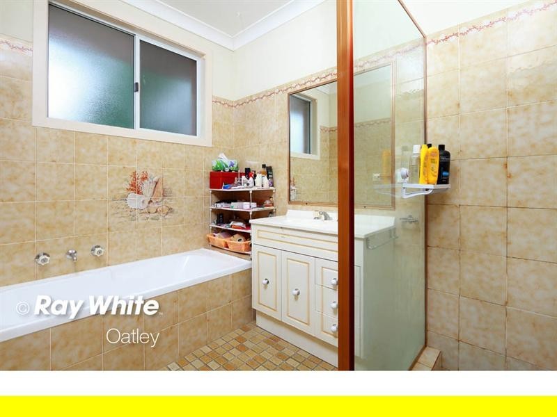 2/37 Greenacre Road, South Hurstville NSW 2221