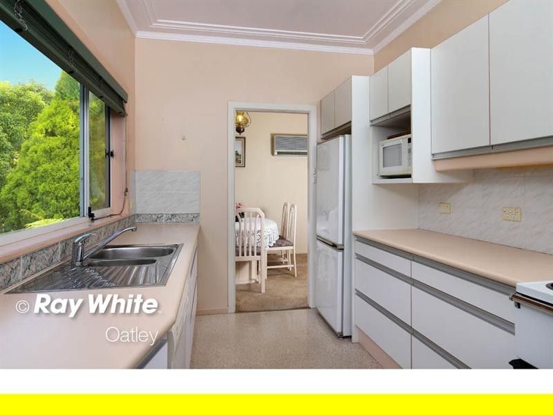 1 Yarran Road, Oatley NSW 2223