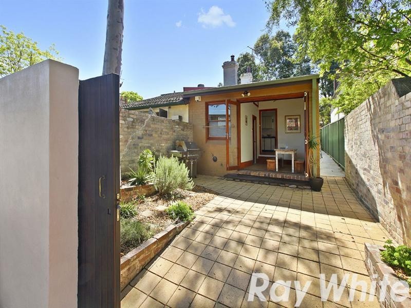 47 Railway Tce  (Access via Jubilee Lane), Lewisham NSW 2049