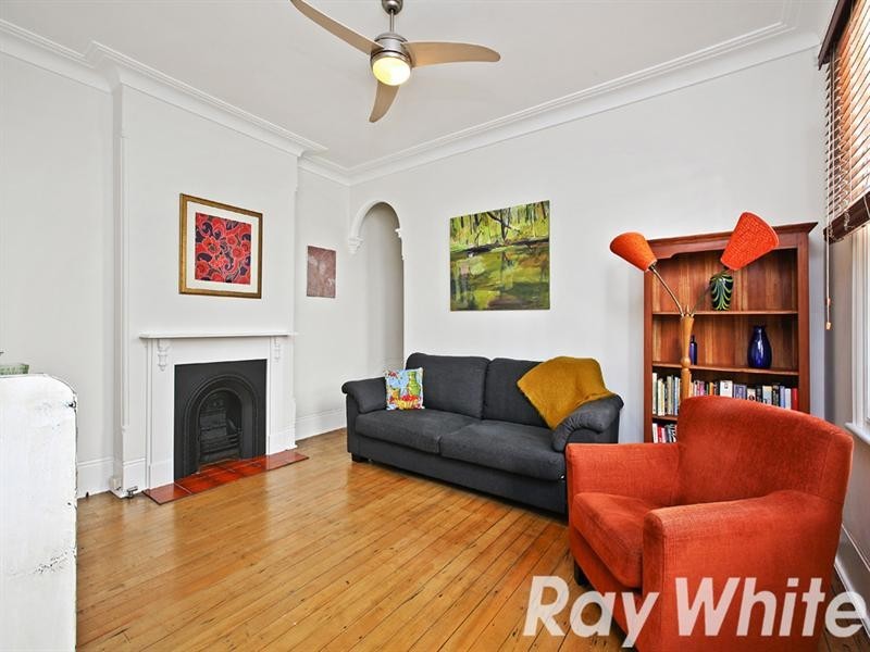 47 Railway Tce  (Access via Jubilee Lane), Lewisham NSW 2049