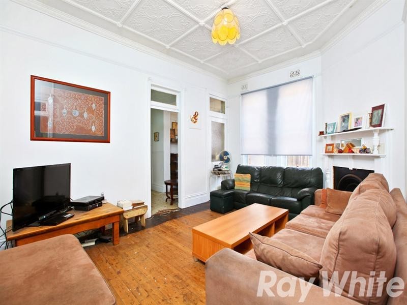 7 Ewart Street, Marrickville NSW 2204