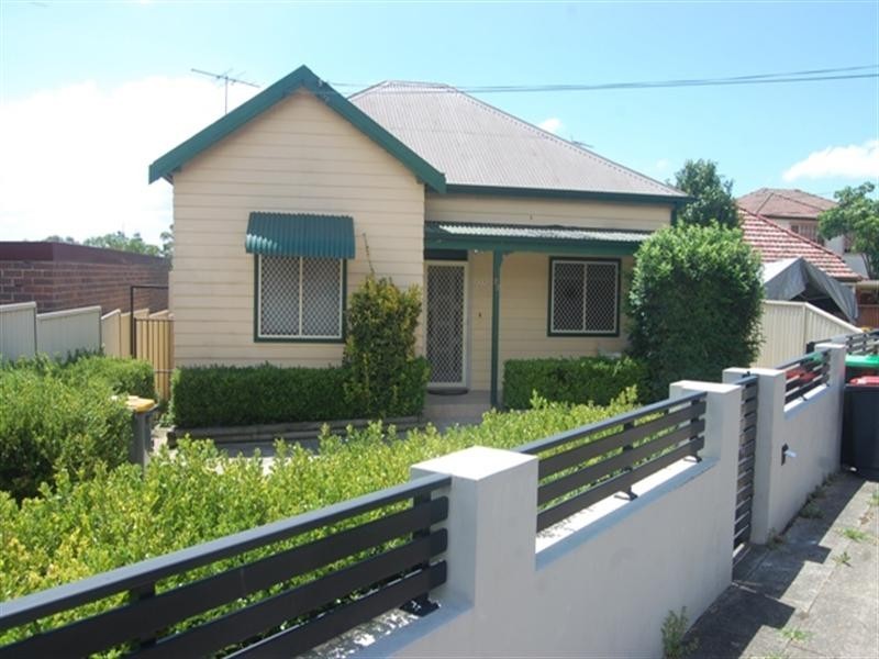 22 Jeffrey Street, Canterbury NSW 2193