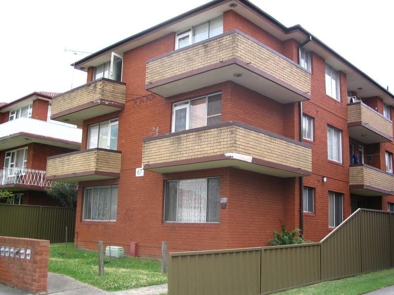 2/67 Warren Road, Marrickville NSW 2204