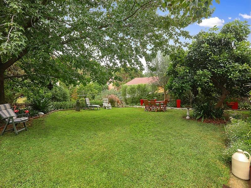 6 Nelson Road, Earlwood NSW 2206