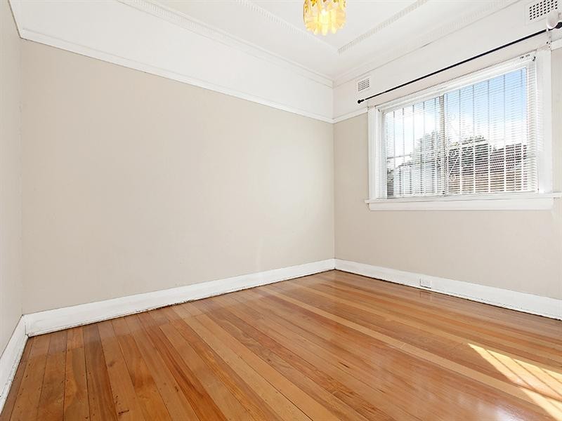 39 Woodcourt Street, Marrickville NSW 2204