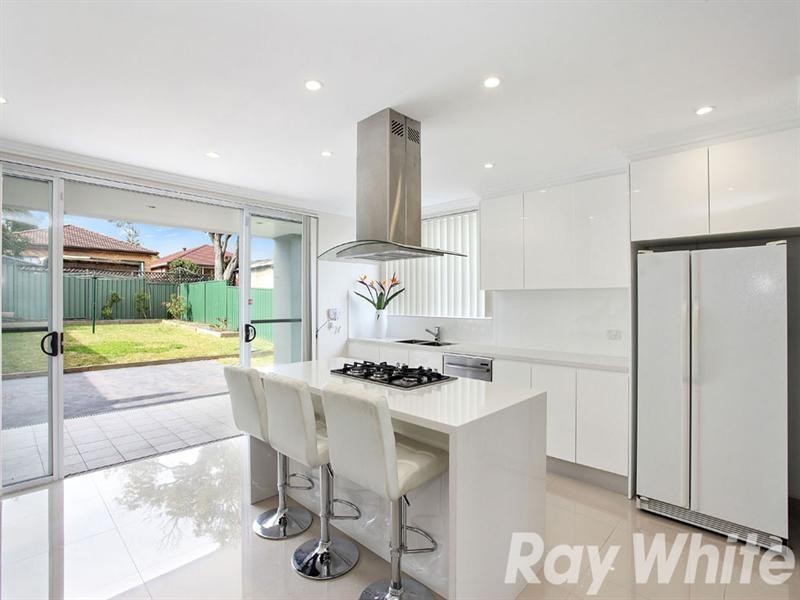 16A Dreadnought Street, Roselands NSW 2196