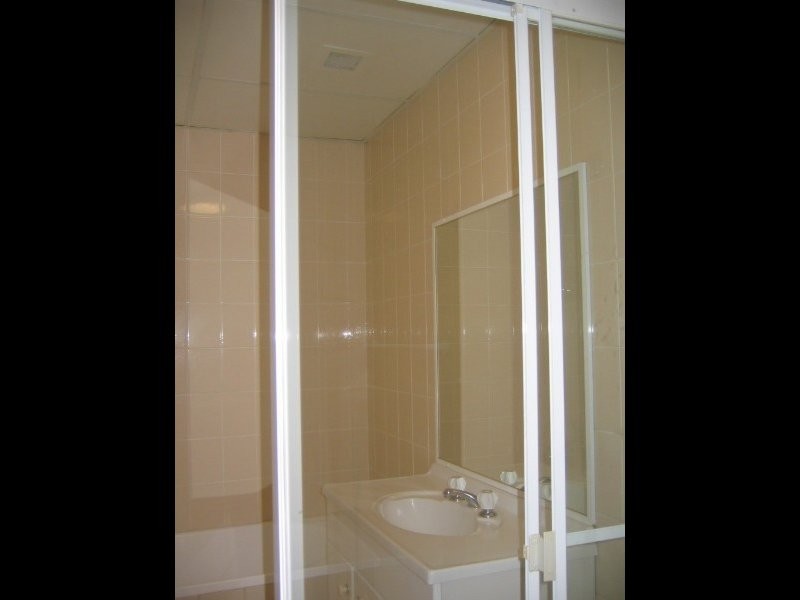 46/36 Dunblane Street, Camperdown VIC 3260